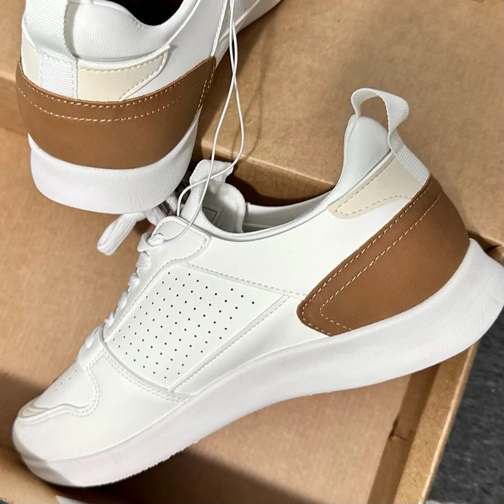 Price drop & low shipping -Steve Madden Men’s joggers sonny sneakers (US sz 9.5) - Picture 6 of 9